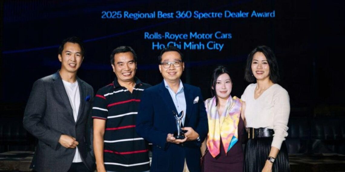 6681777730724 rolls royce motor cars tphcm anhdaidien.jpg