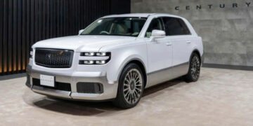 7841780021265 toyota century suv cu tai nga anhdaidien.jpg