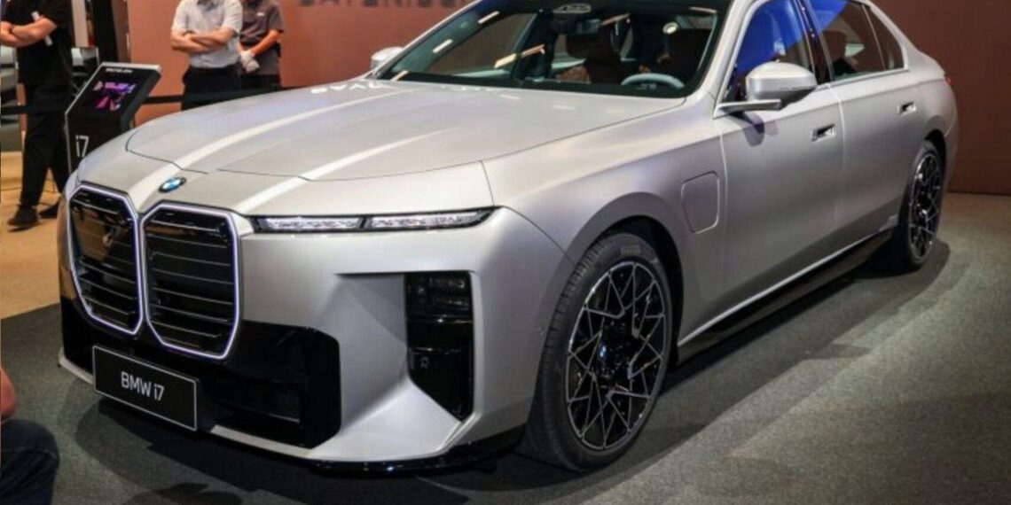9521778121931 bmw i7 2026 chinh thuc lo dien anhdaidien.jpg