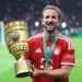 chu tich bayern barca khong co tien mua harry kane.jpg