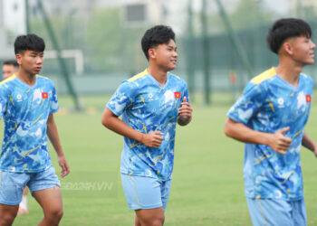 con trai quang hai bi loai khoi u17 viet nam.jpg