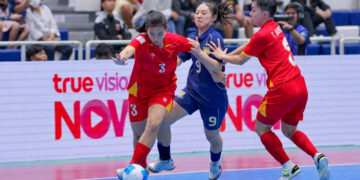 dt futsal nu viet nam vung vang top 11 tren bang xep hang fifa.jpg
