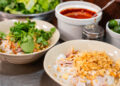 foodtour ha noi ky nghi le thuong thuc 5 mon pho phien ban la ngon mieng 1801.jpg