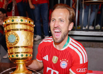 Ghi 61 bàn cho Bayern, Harry Kane nhận thưởng đặc biệt ghi 61 ban cho bayern harry kane nhan thuong dac biet 2722.jpg