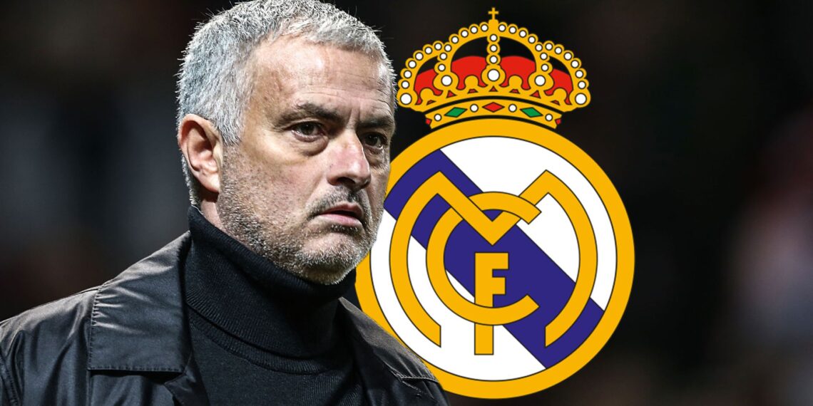 iker casillas phan doi mourinho tro lai real madrid.jpg
