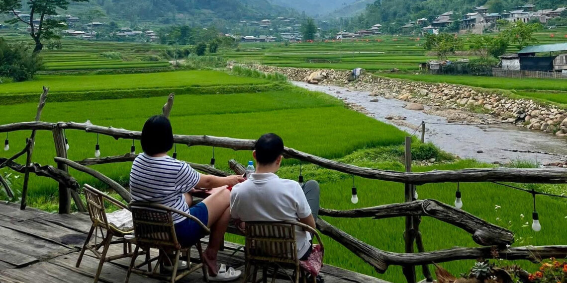 khach ha noi di 220km den noi nghe ten da hanh phuc de tam suoi an mon ngon 1354.jpg