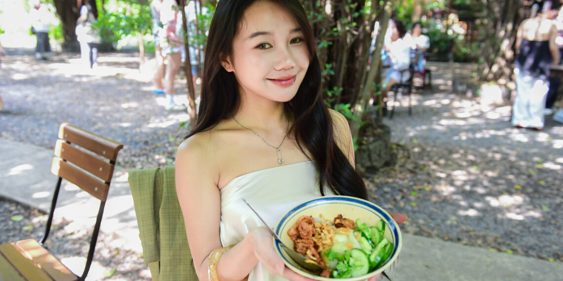 khach han thu quan xoi nha giau o tphcm xuyt xoa muon ra ha noi ngay 3432.jpg