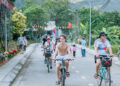 khach tay me man ngoi lang tram tuoi khong o to xe may o hai phong 2946.jpg