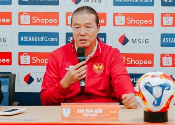 HLV Kim Pan-gon muốn Selangor chơi đôi công với Nam Định kim pan gon 1205210256.jpg