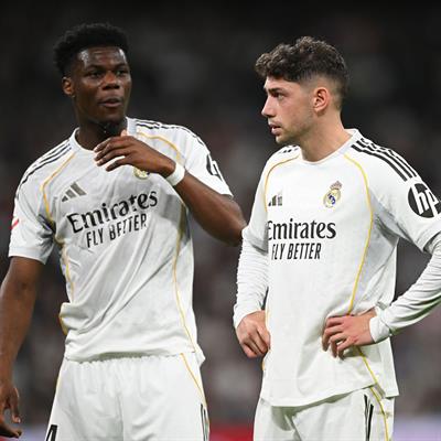 lai them lum xum trong noi bo cau thu real madrid.jpg