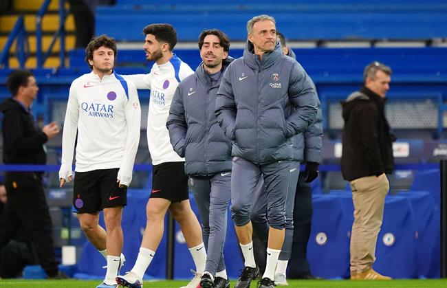 luis enrique khang dinh psg khong the long chan truoc chelsea.jpg