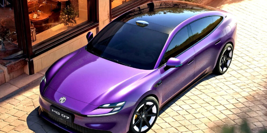 mau xe moi cua mg co dang hao hao porsche taycan nhung gia ngang toyota corolla 1209.webp.jpeg