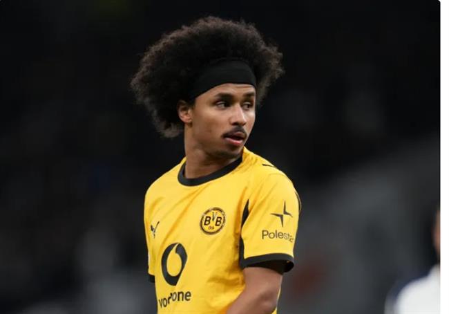 nhan dinh dortmund vs frankfurt 1h30 ngay 95 khong de thang cach biet.png