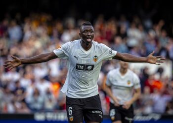 nhan dinh valencia vs atletico 21h15 ngay 25 hon o champions league.jpg