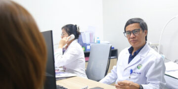 nhieu nguoi bi dau dau nhung khi nao nen di kham u nao 972.jpg