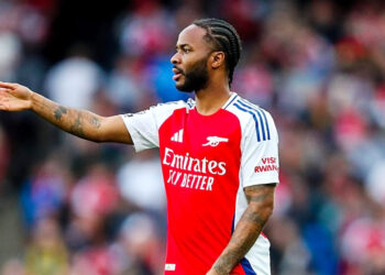 Raheem Sterling bị bắt raheem sterling bi bat 180.jpg