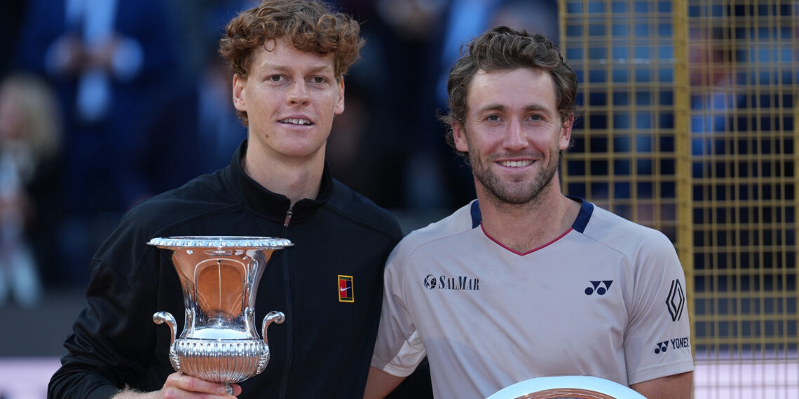 Ai có thể cản được Jannik Sinner roland garros khai mac kho can buoc jannik sinner 329.jpg