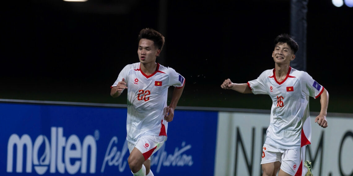 u17 viet nam ra quan thuan loi o giai chau avua hay vua 761.jpg