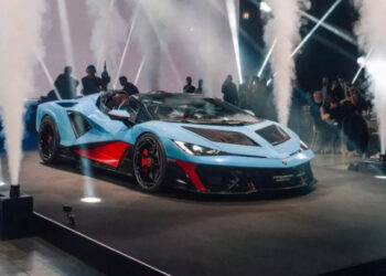 xehay fenomeno roadster 130526 1.jpg