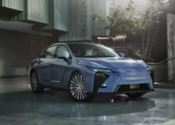 xehay lexus es 26 140526 2.jpg