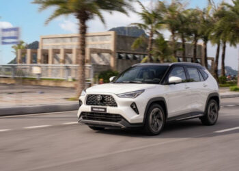 xehay so sanh suv co b 040526 7.jpg