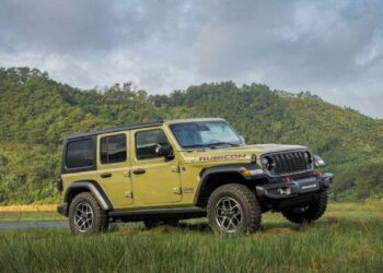 2461780383539 chi tiet jeep wrangler moi ra mat viet nam anhdaidien.jpg