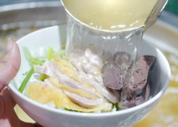 5 quan pho ga michelin o ha noi co noi bi che dat van dong kin khach 2562.jpg