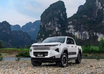 5791781663923 toyota chuan bi xay nha may lap rap hilux anhdaidien.jpg