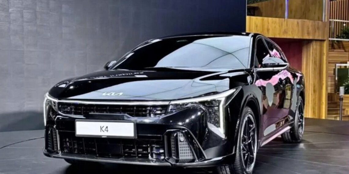 Chi tiết KIA K4 ra mắt Đông Nam Á: Sedan cỡ C mới dự kiến thay thế K3 621781598810 chi tiet kia k4 ra mat dong nam a anhdaidien.jpg