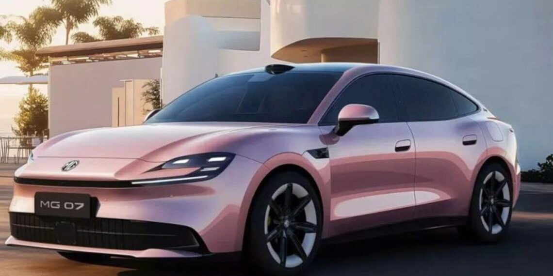 Mẫu xe thay thế MG7 đang bán tại Việt Nam lộ thông số, chạy điện 650 km 6331781688468 mau xe thay the mg7 anhdaidien.jpg