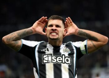 diem tin bong da toi 276 arsenal dua ra de nghi thu hai cho guimaraes.jpeg