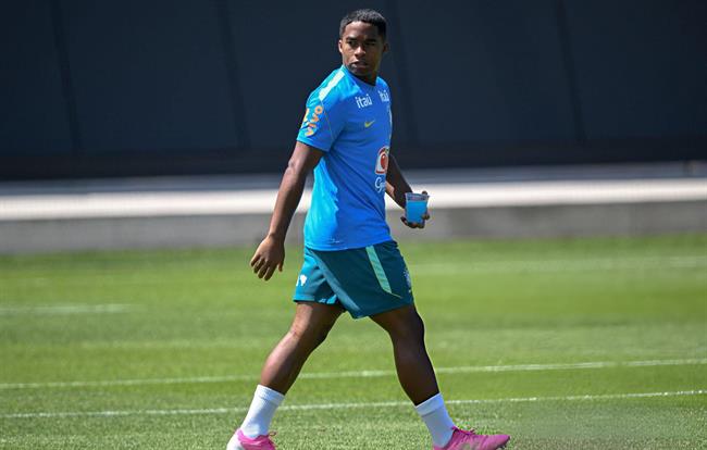 endrick lai doi mat nguy co mat cho tai real madrid.jpg
