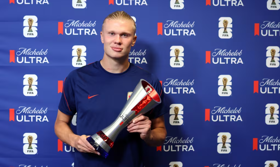hlv stale solbakken giai thich ly do haaland khong ra san truoc phap.png