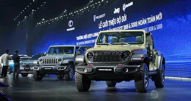 Jeep và Ram đổi nhà nhập khẩu vào Việt Nam, tương lai có đổi phận kén khách? jeep va ram doi nha nhap khau vao viet nam tuong lai co doi phan ken khach 1791.jpg