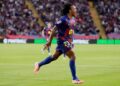 jules kounde khang dinh nguyen vong o lai barca.jpg