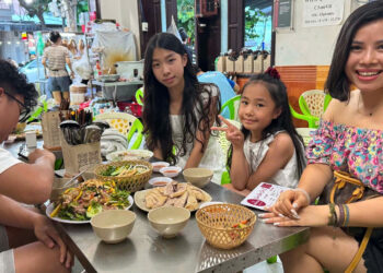 quan vit o da nang ban 40 con moi ngay mon noi tieng chi tu 10 1085.jpg