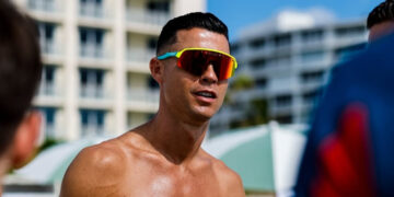 truoc tran bo dao nha gap uzbekistan ngam noi ronaldo o xa xi toi muc nao 2014.jpg