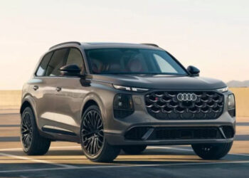 Audi Q7 2026 ra mắt: SUV hạng sang sở hữu đèn thông minh cảnh báo nguy hiểm, có thể ghi nhớ tới 5 thao tác đỗ xe xehay audi q7 100626 6.jpg