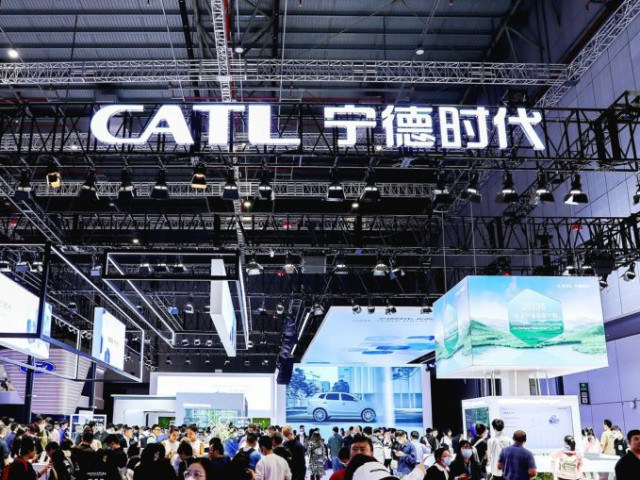 CATL báo lãi kỷ lục: Lợi nhuận vượt mặt 7 tập đoàn ô tô lớn của Trung Quốc cộng lại xehay catl 240626 2.jpg