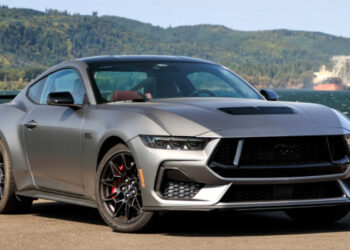 xehay ford 260626 4.jpg