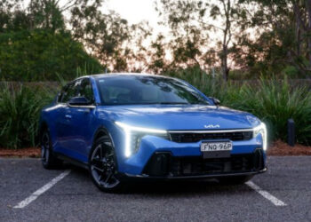 xehay kia k4 266 170626 1.jpg