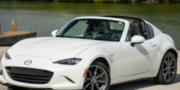 xehay mazda mx 100626 4.jpg