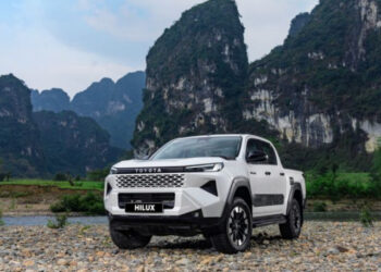 xehay nha may toyota 150626 1.jpg
