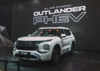 xehay outlander phev 050626 3.jpg