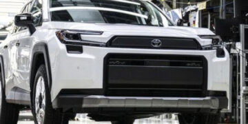 xehay rav4 chay hang 230626 1.jpg