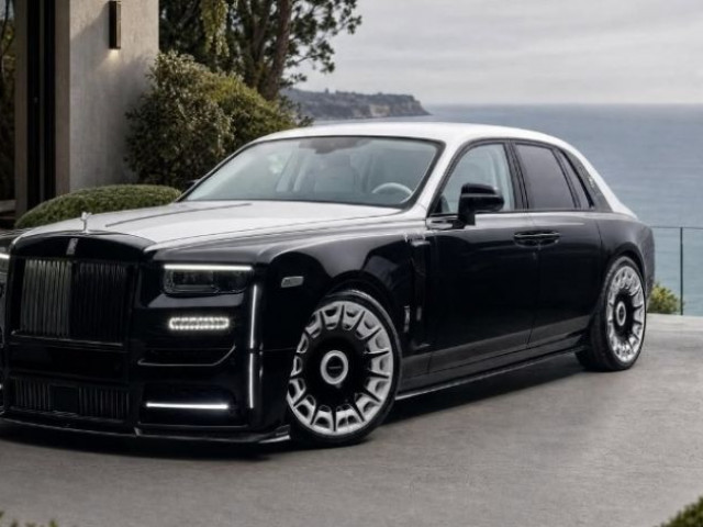 Rolls-Royce Phantom khoác lớp áo mới đầy sang chảnh sau màn "dao kéo" của Mansory xehay rr mansory 290626 6.jpg