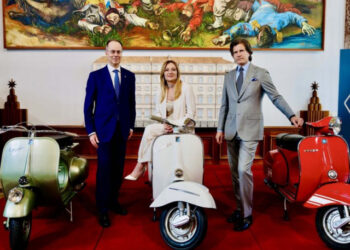 xehay vespa roma 270626 7.jpg