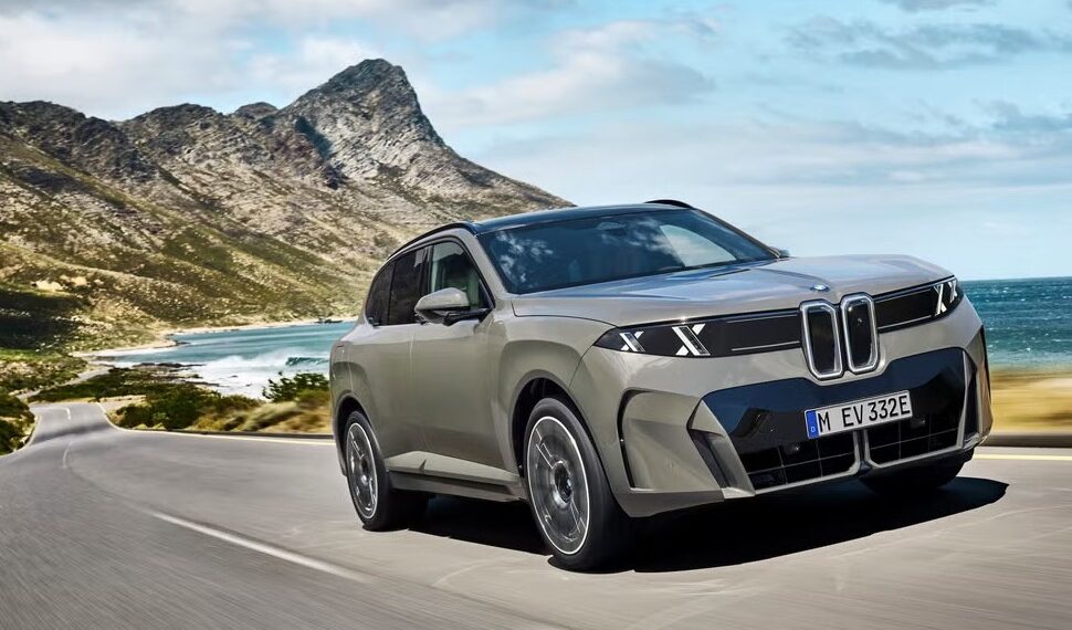 So sánh BMW X5 thế hệ mới với bản tiền nhiệm: Anh em thích phong cách thiết kế nào hơn? 2027 bmw x5 a0 jpg.19721.jpeg