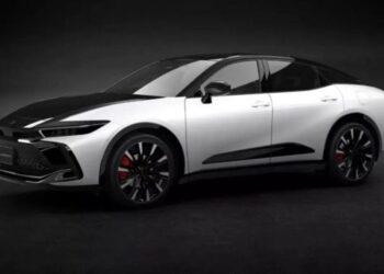 Toyota Crown Crossover 2027 lộ diện trước giờ G: nâng cấp hybrid và bổ sung nhiều trang bị mới 2171784298195 toyota crown crossover 2027 lo dien truoc gio g anhdaidien.jpg
