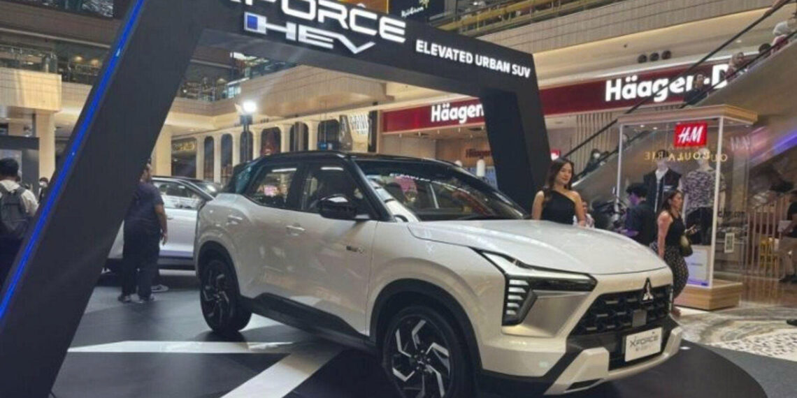 Mitsubishi Xforce HEV chính thức trình làng: Giá khoảng 651 triệu đồng, sản xuất tại nhà máy đang xuất khẩu xe sang Việt Nam 2251784294385 mitsubishi xforce hev chinh thuc trinh lang anhdaidien.jpg